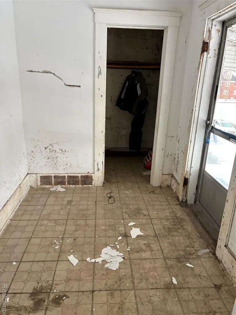 5042 Dailey Street Detroit City MI 48204