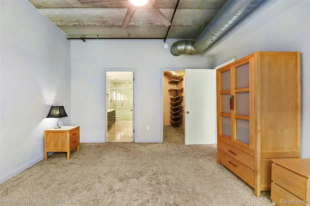 3670 Woodward Avenue Detroit City MI 48201