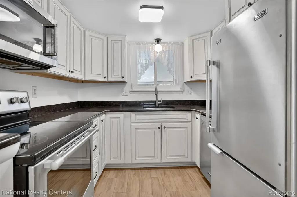 61315 Heritage Boulevard South Lyon City MI 48178