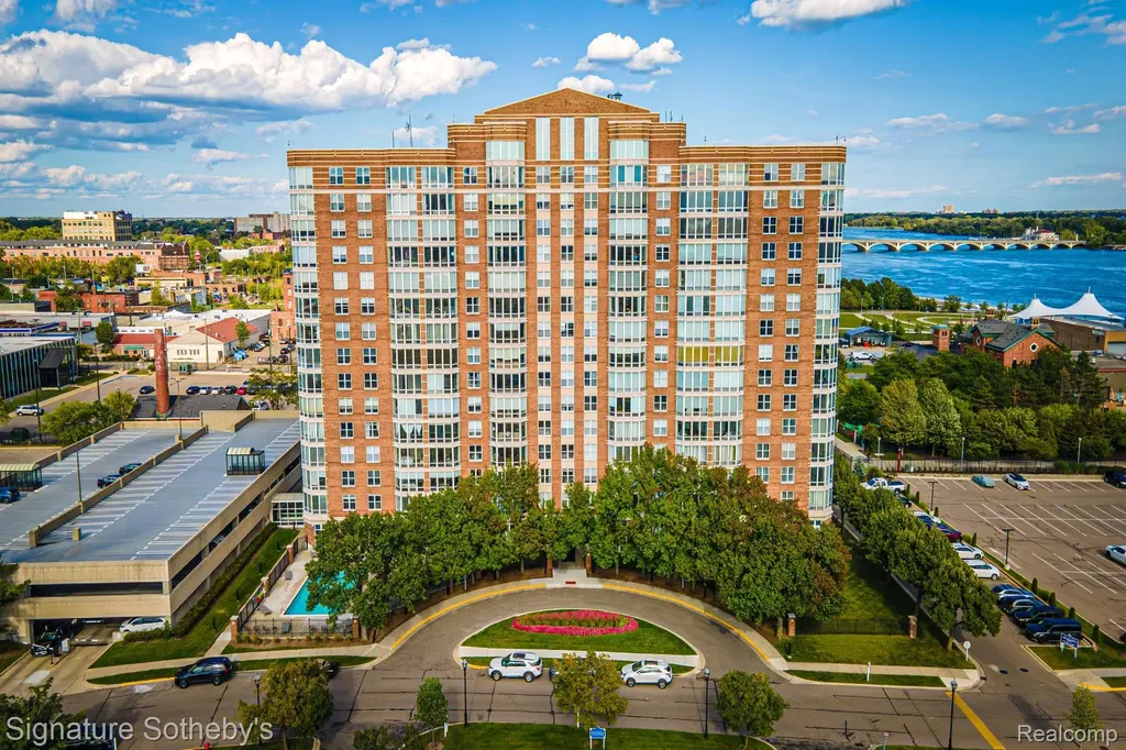 250 E Harbortown Drive Detroit City MI 48207