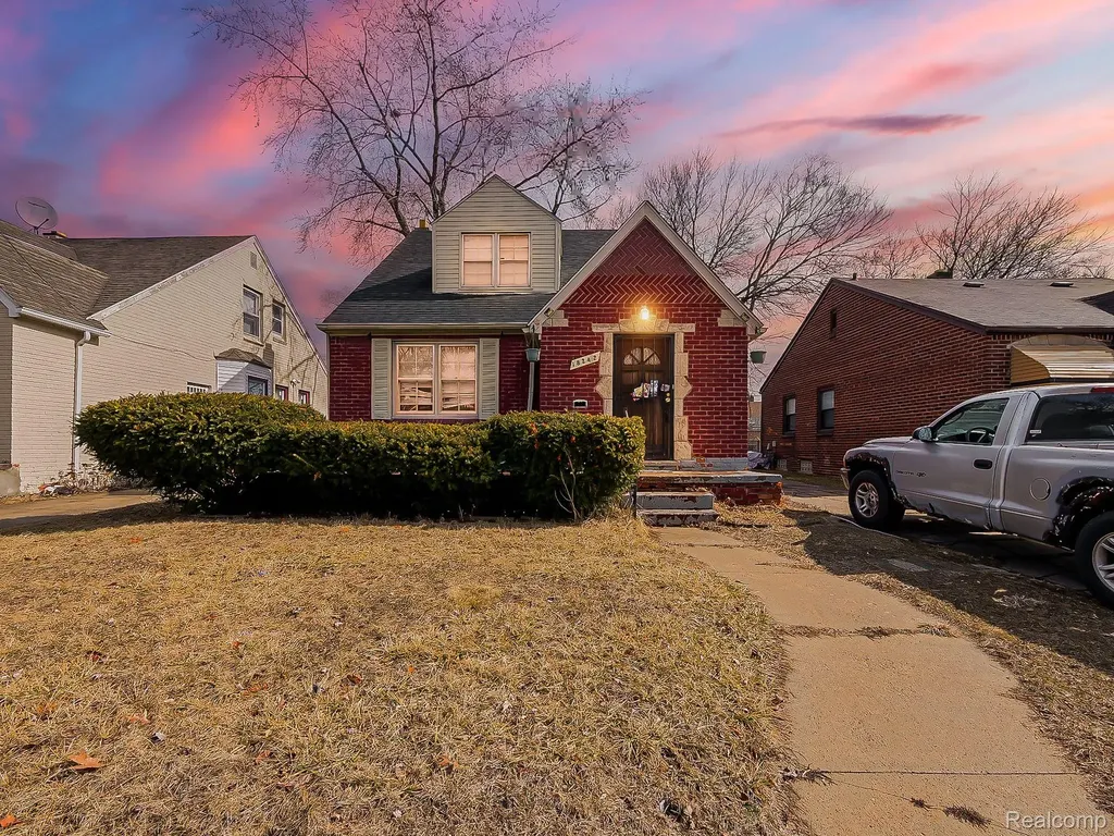 18242 Mendota Street Detroit City MI 48221