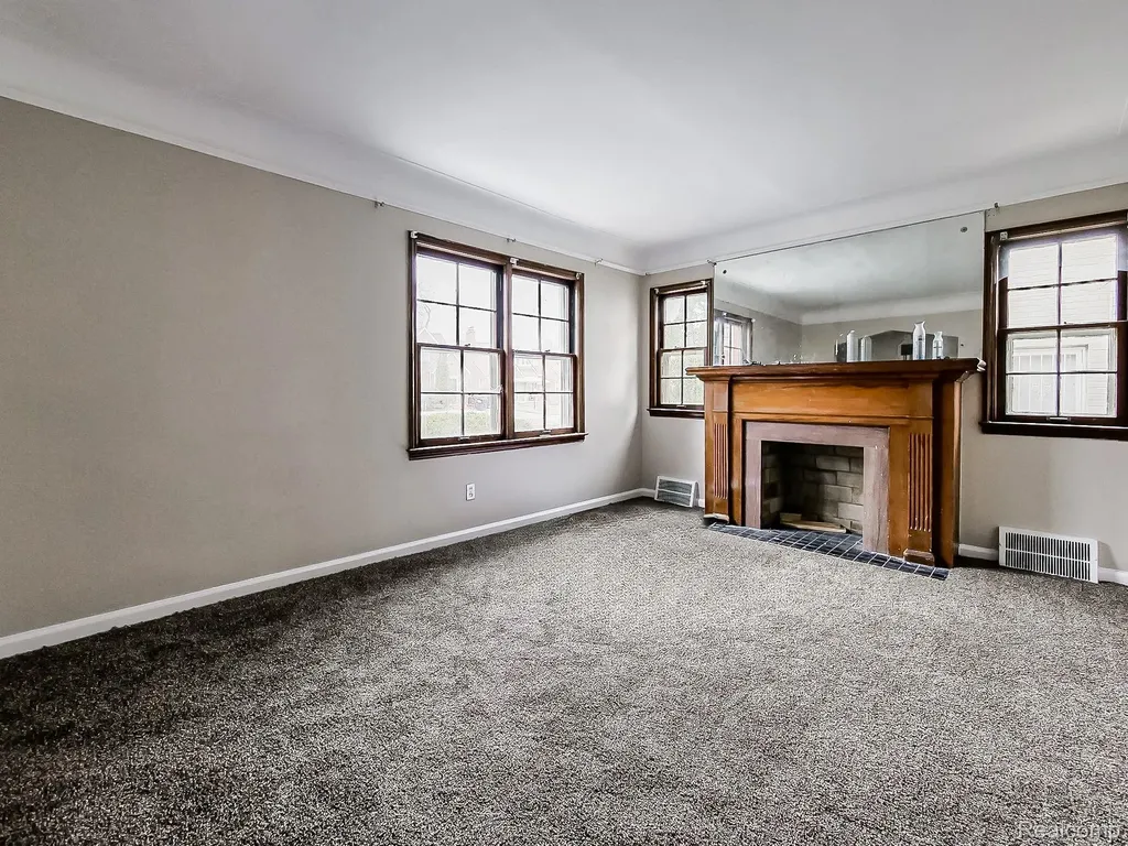 18242 Mendota Street Detroit City MI 48221