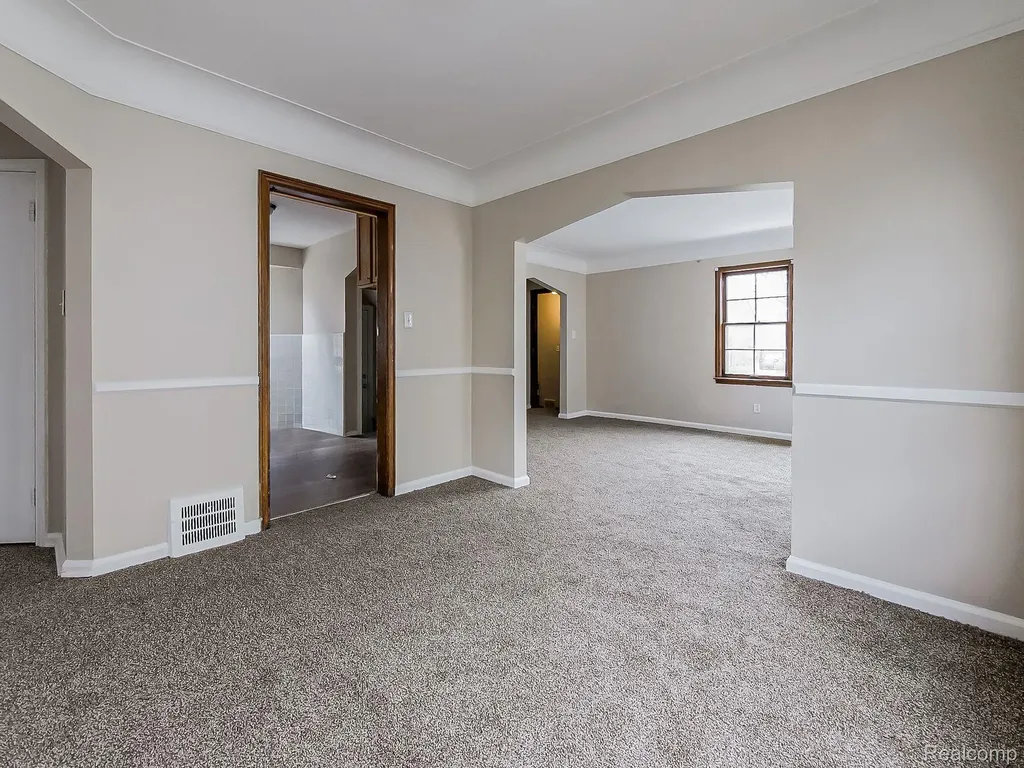 18242 Mendota Street Detroit City MI 48221