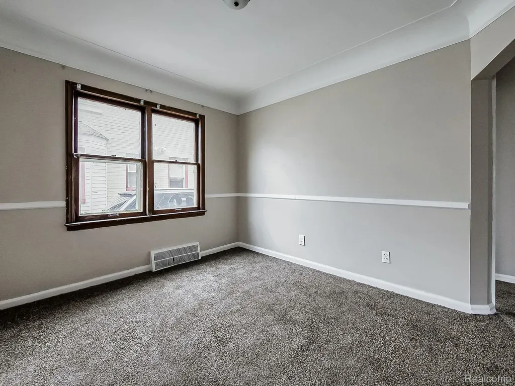 18242 Mendota Street Detroit City MI 48221