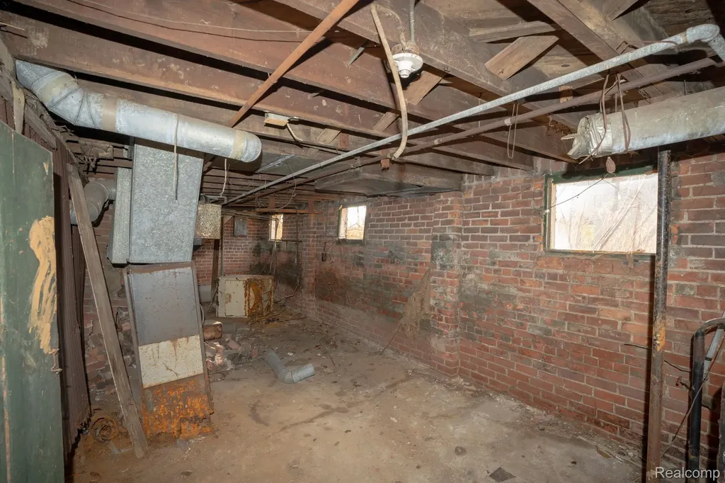 13626 Troester Street Detroit City MI 48205