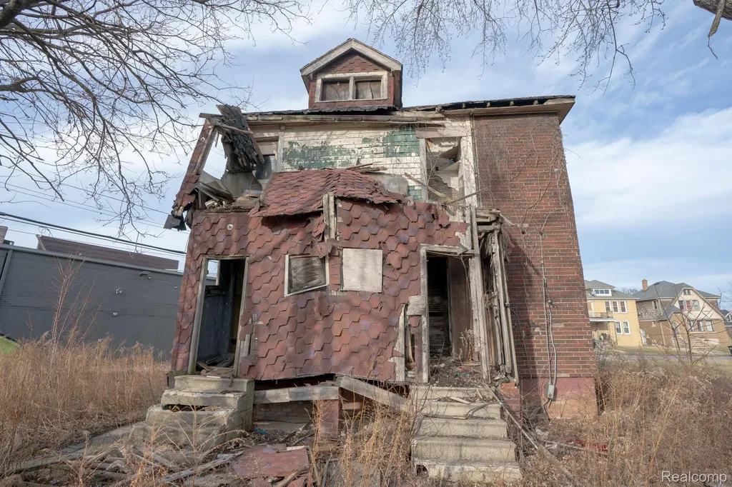 13626 Troester Street Detroit City MI 48205