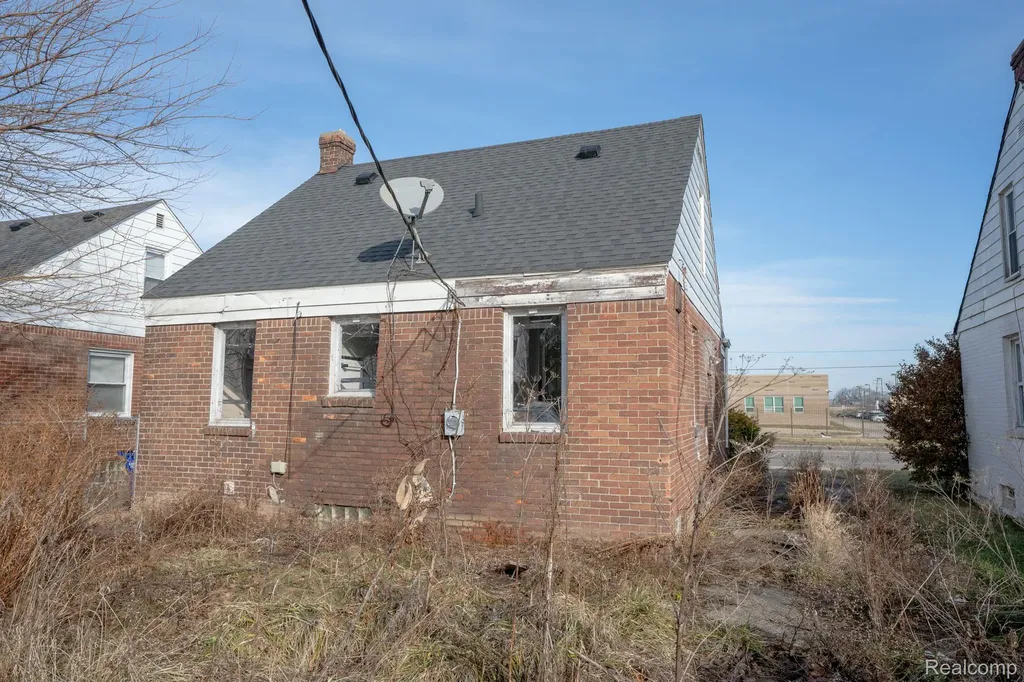 5045 Cadieux Road Detroit City MI 48224