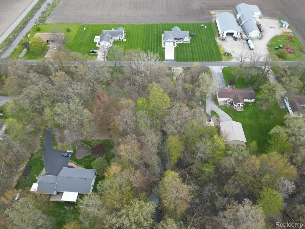 197 N Cotter Road Hampton Charter Township MI 48732