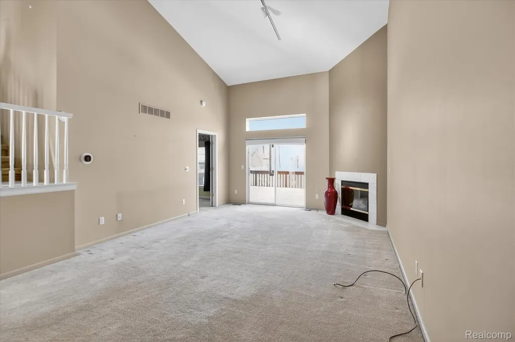 606 Shady Maple Drive Wixom City MI 48393