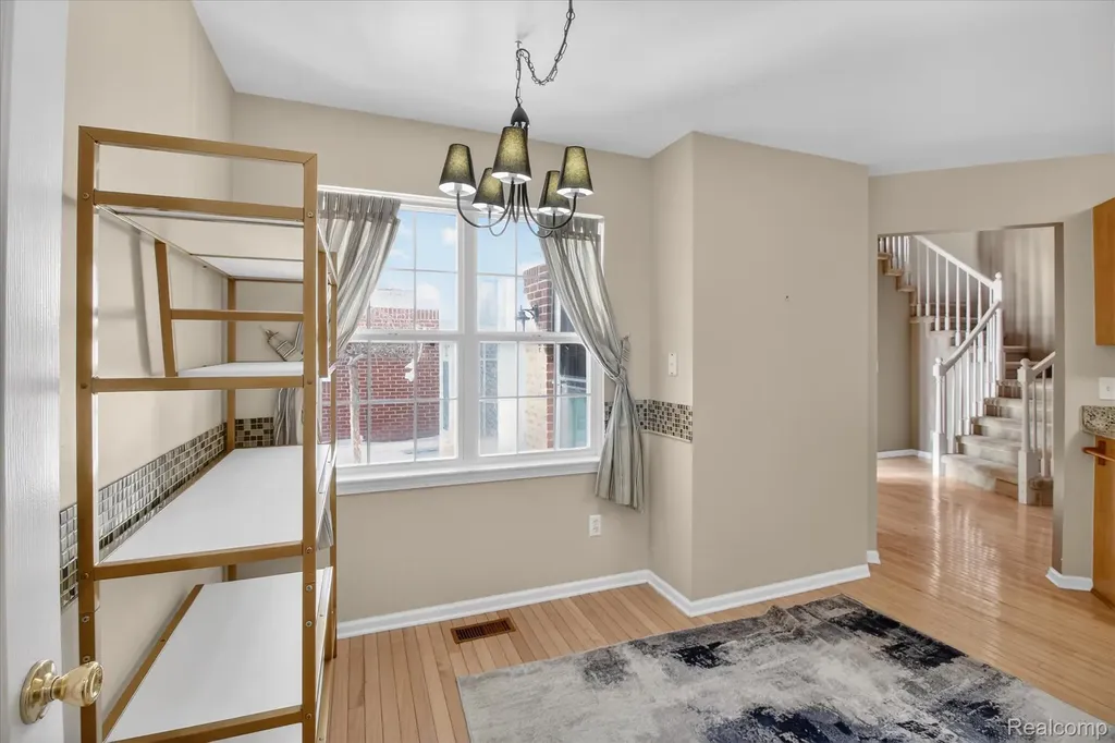 606 Shady Maple Drive Wixom City MI 48393