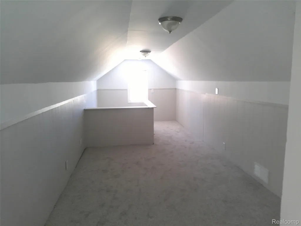 846 W Hemphill Road Flint City MI 48507