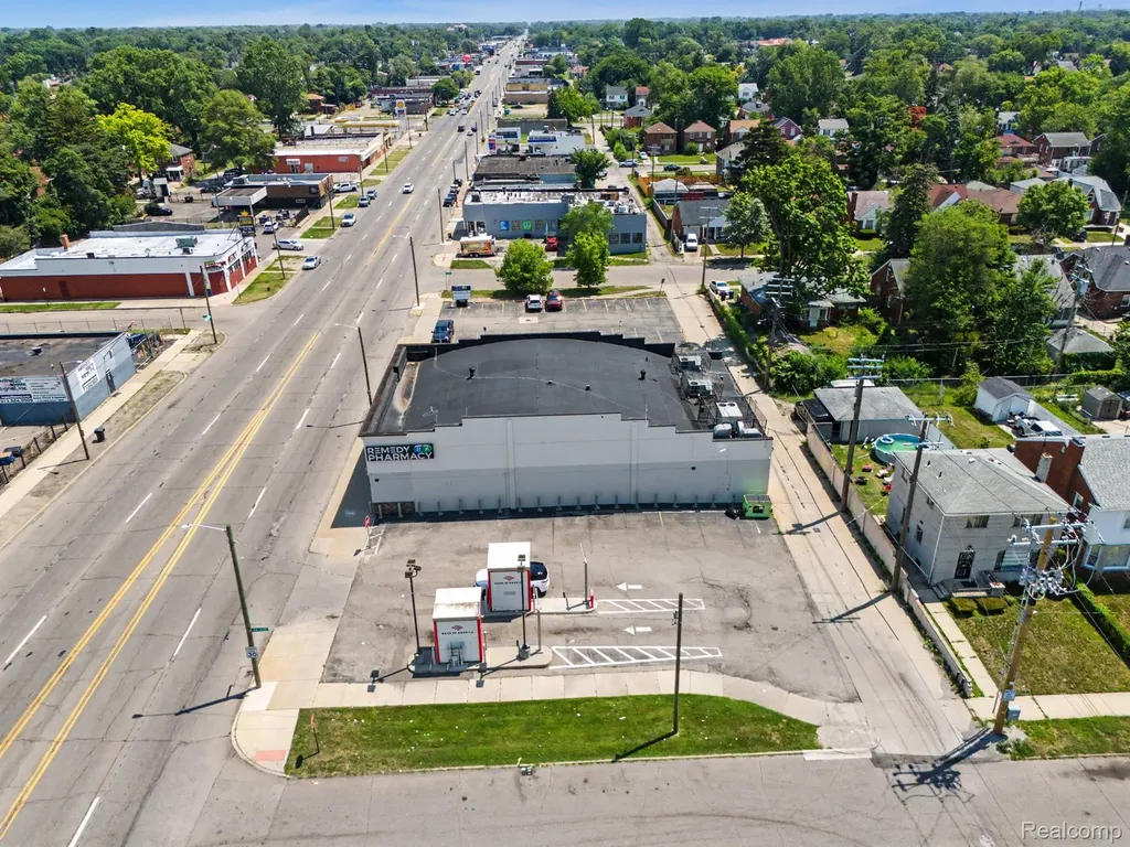 13403 W 7 Mile Road Detroit City MI 48235