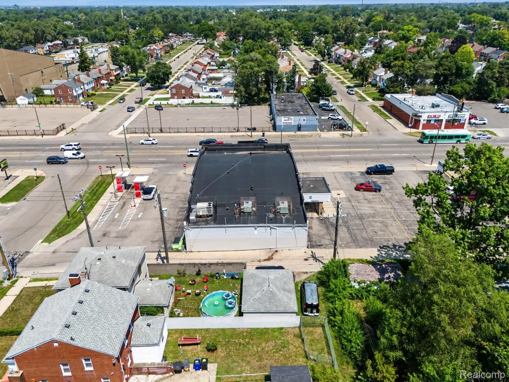 13403 W 7 Mile Road Detroit City MI 48235