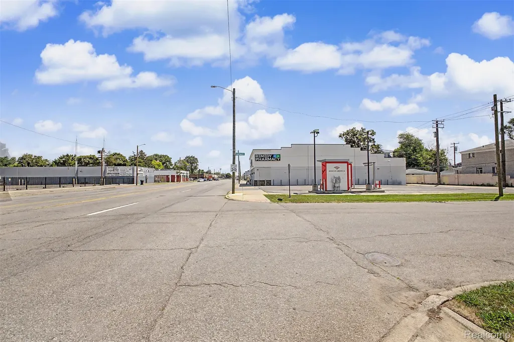 13403 W 7 Mile Road Detroit City MI 48235