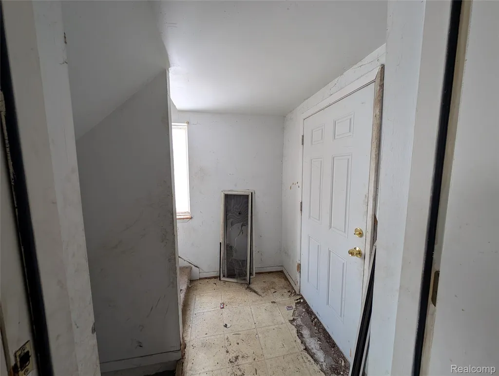 3808 Cadieux Road Detroit City MI 48224
