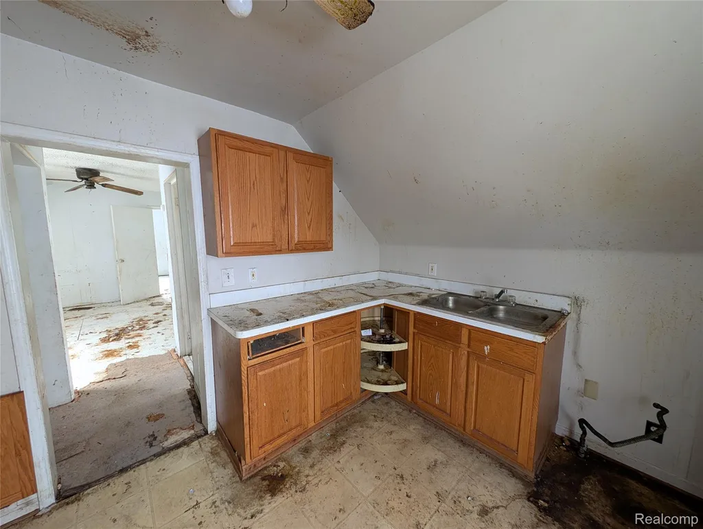 3808 Cadieux Road Detroit City MI 48224