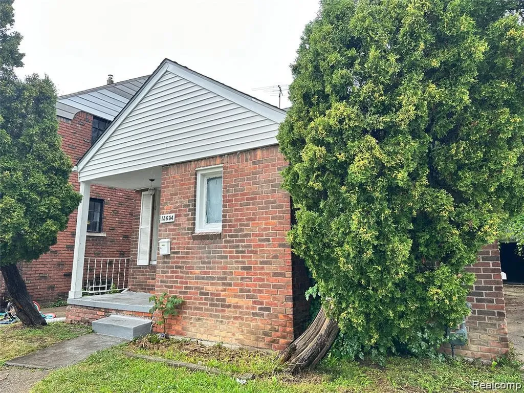 13654 Mecca Street Detroit City MI 48227