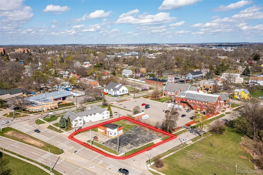 180 Orchard Lake Road Pontiac City MI 48341