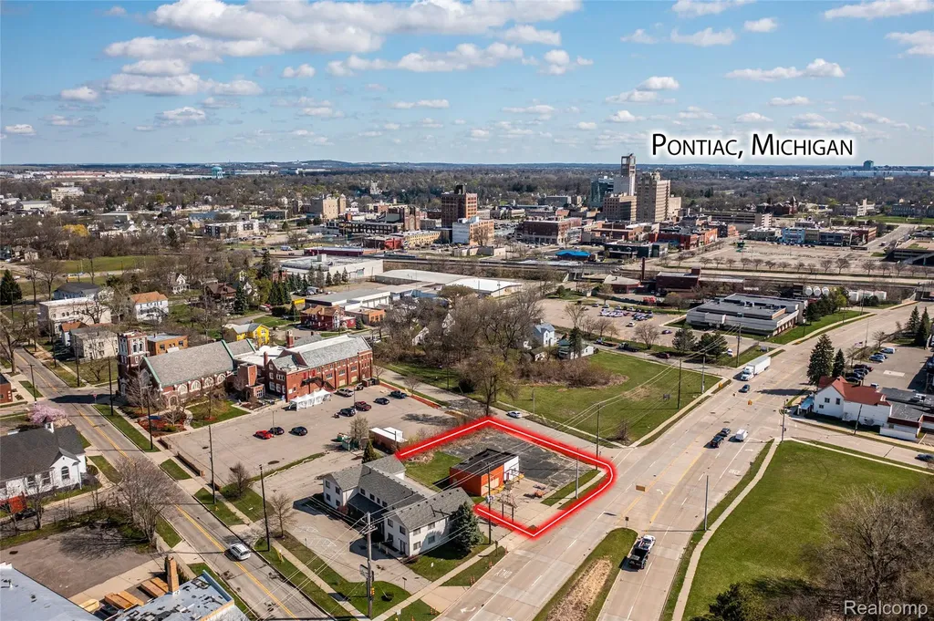 180 Orchard Lake Road Pontiac City MI 48341