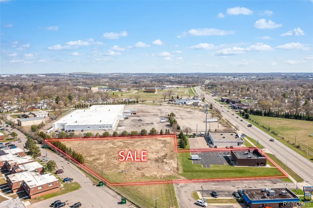 1065 N Perry Street Pontiac City MI 48340