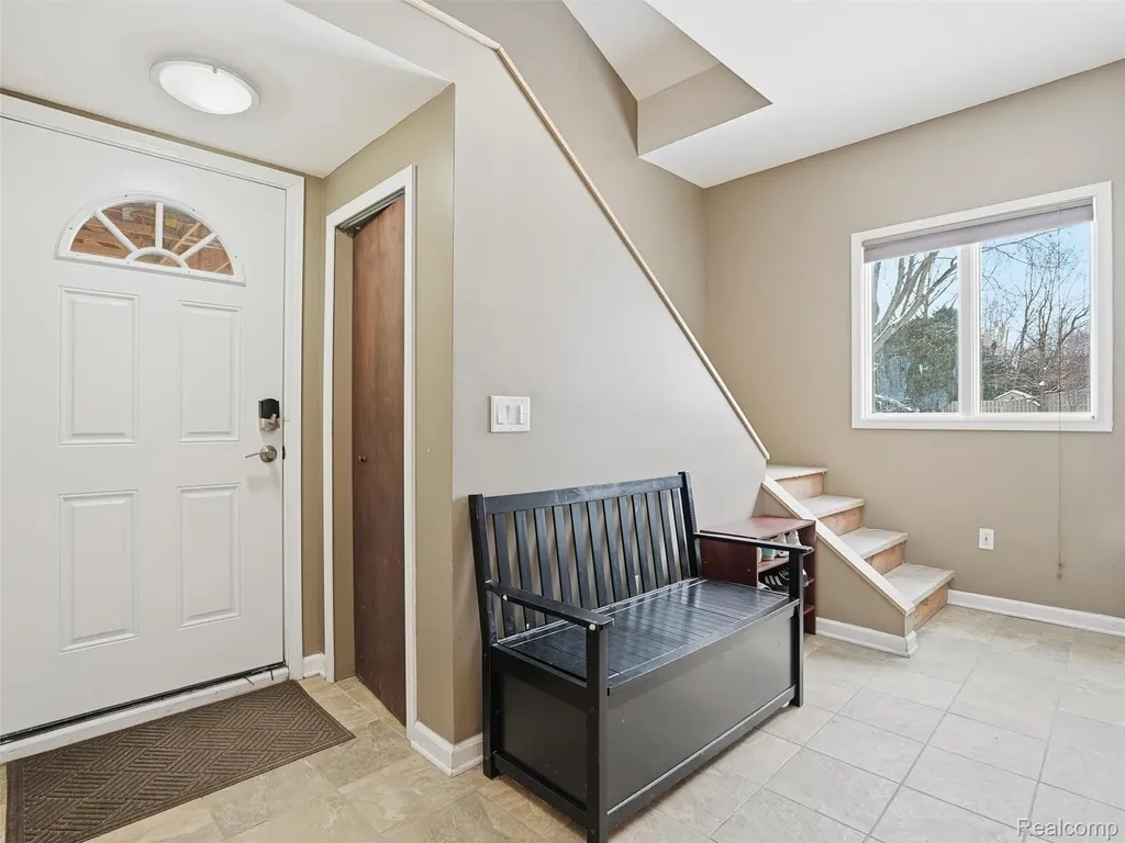 58106 Delmar Washington Township MI 48094