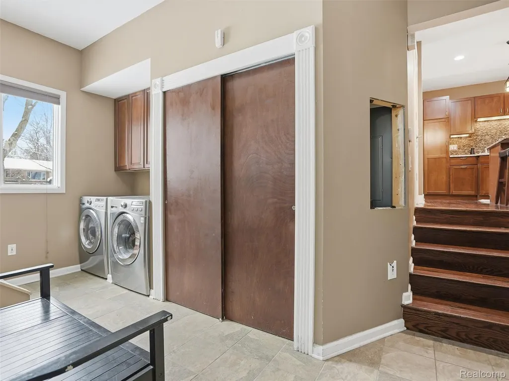 58106 Delmar Washington Township MI 48094