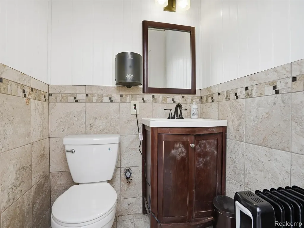 58106 Delmar Washington Township MI 48094