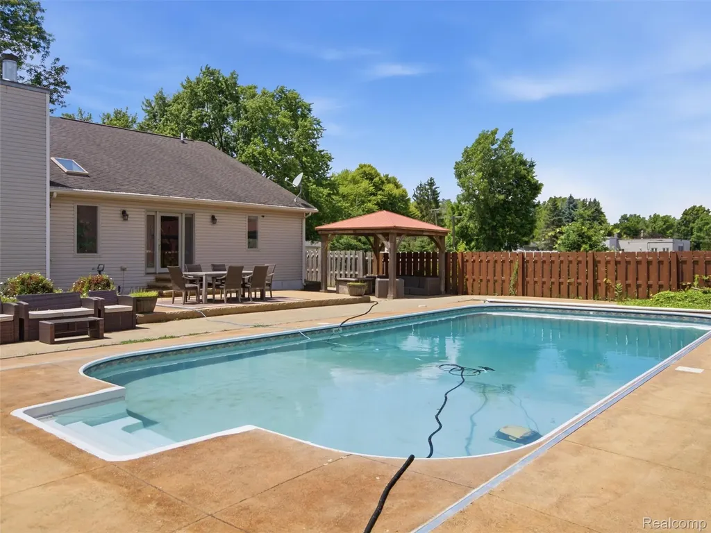 58106 Delmar Washington Township MI 48094