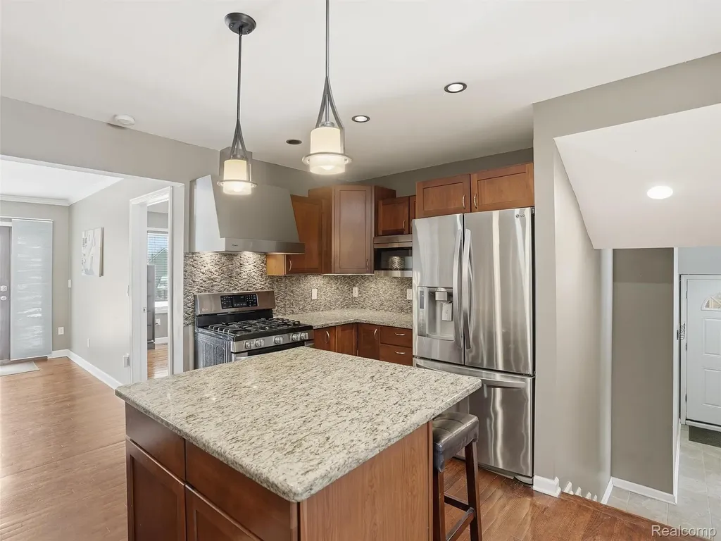 58106 Delmar Washington Township MI 48094