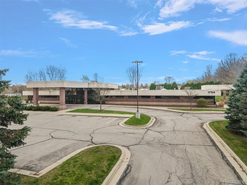 1794 N Lapeer Road Mayfield Township MI 48446