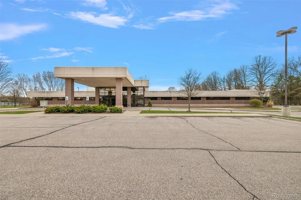 1794 N Lapeer Road Mayfield Township MI 48446