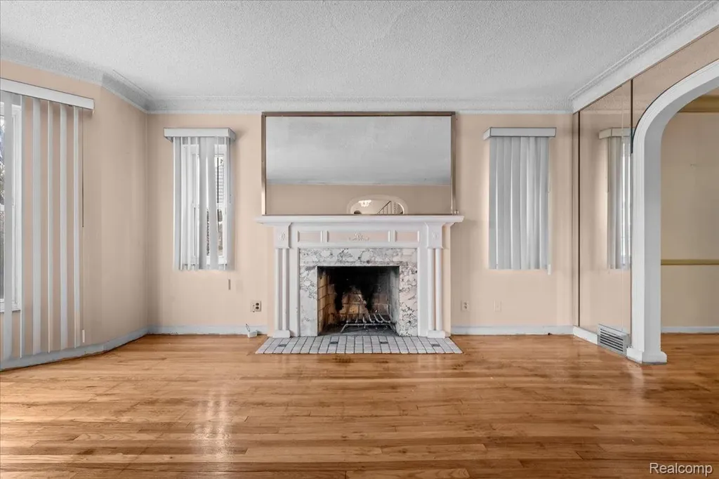18623 Roselawn Street NW Detroit City MI 48221