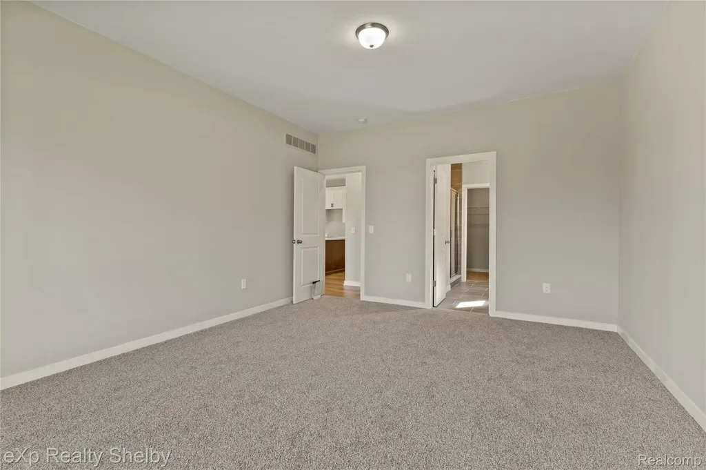 52120 Wellington Valley Drive Macomb Township MI 48042