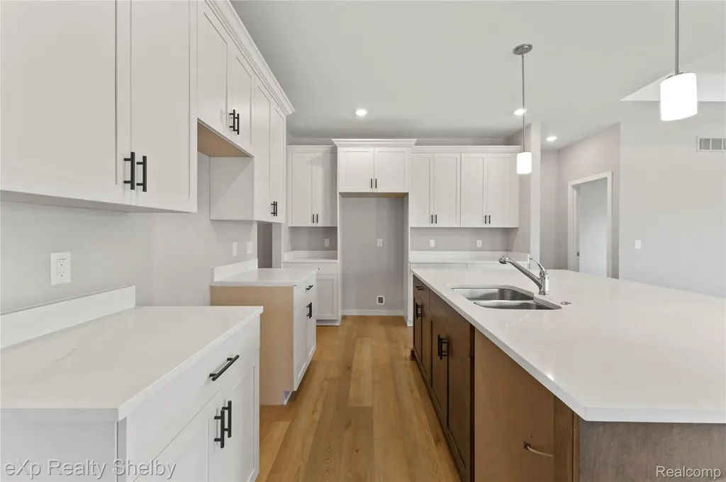 52120 Wellington Valley Drive Macomb Township MI 48042