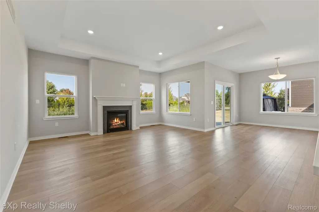 52120 Wellington Valley Drive Macomb Township MI 48042