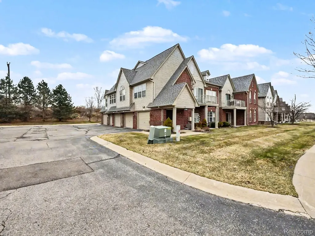 1577 Addington Lane Pittsfield Charter Township MI 48108