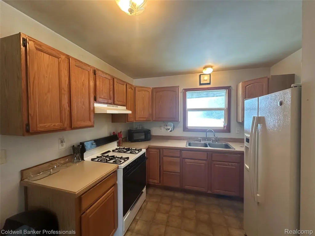 3419 Burnside Road Marathon Township MI 48464