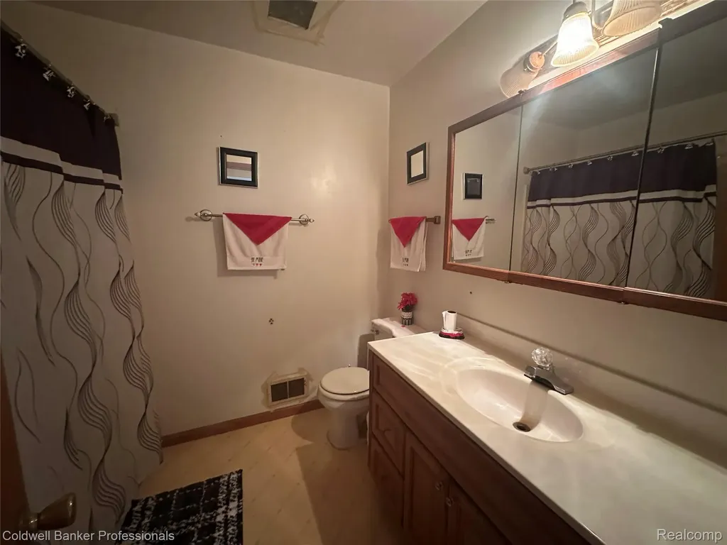 3419 Burnside Road Marathon Township MI 48464