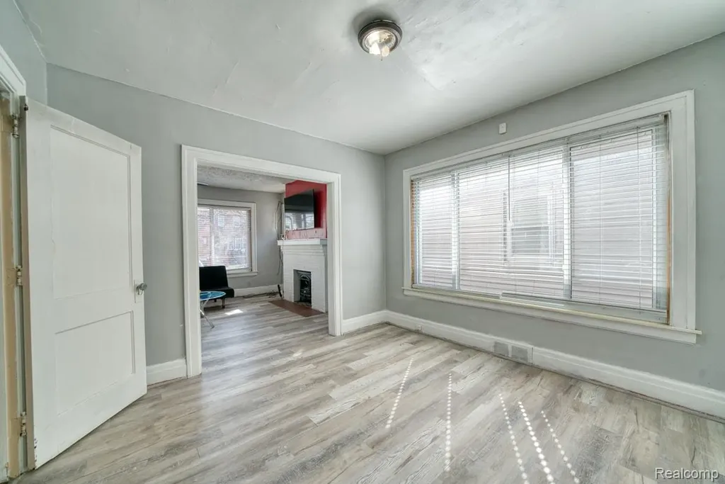 15509 Holmur Street Detroit City MI 48238