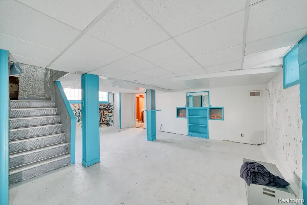 15509 Holmur Street Detroit City MI 48238