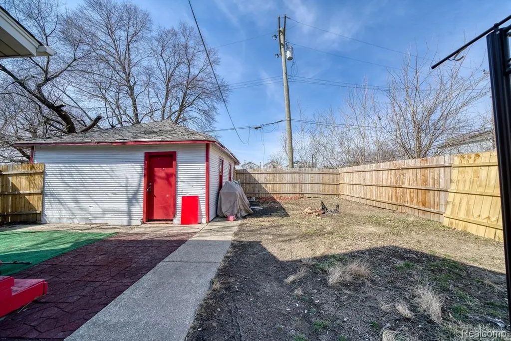 15509 Holmur Street Detroit City MI 48238