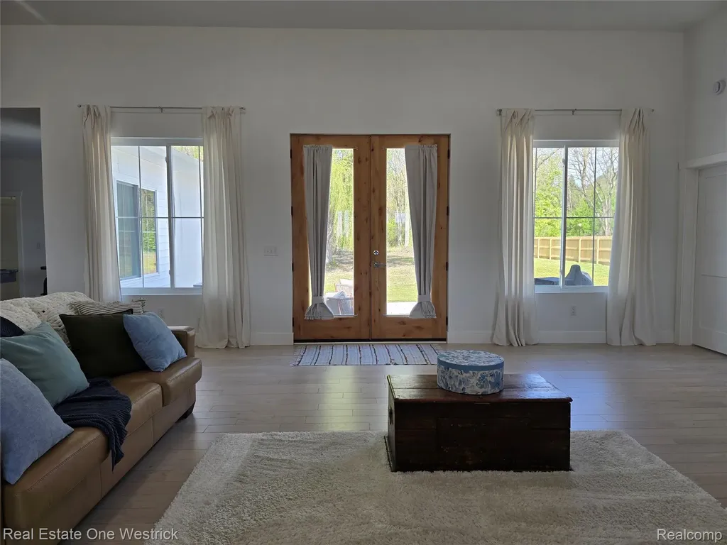9236 River Road Clay Township MI 48001