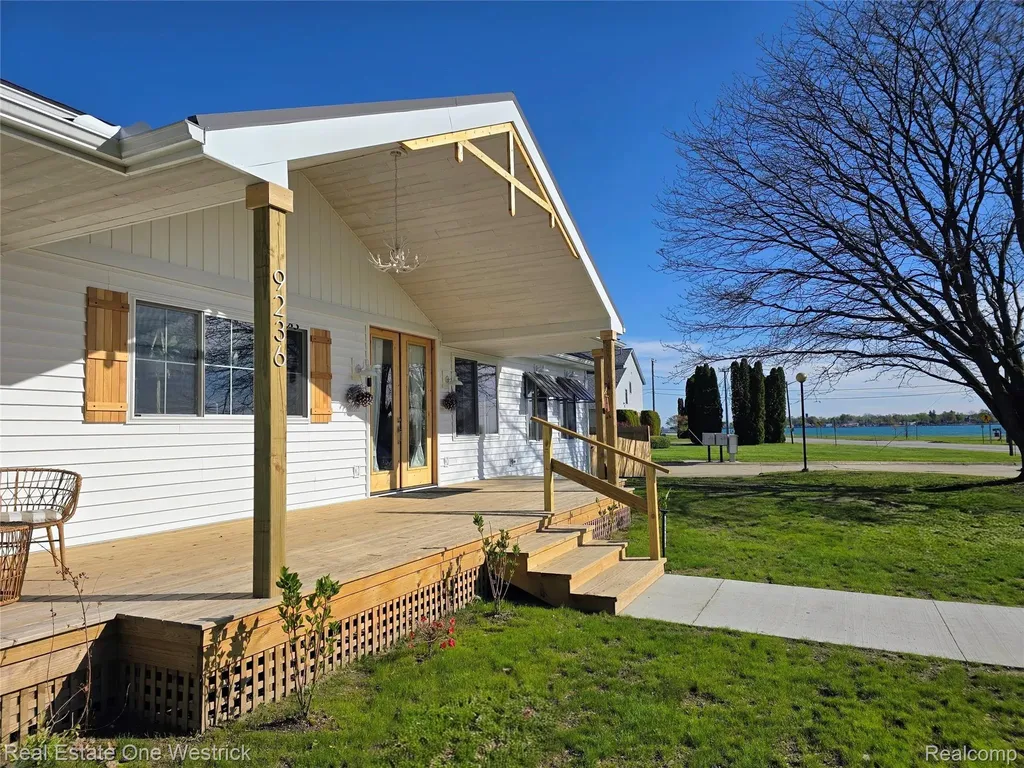 9236 River Road Clay Township MI 48001