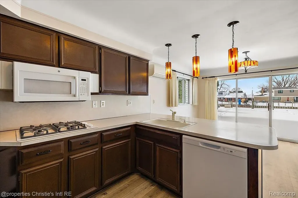 39375 E Archer Drive Harrison Charter Township MI 48045