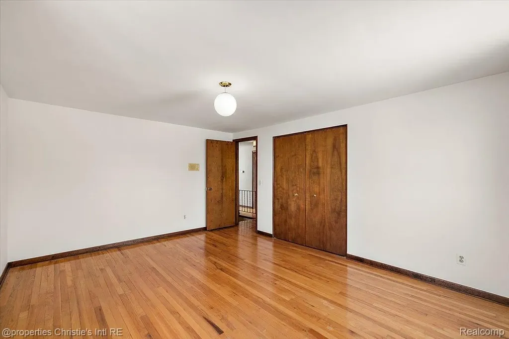 39375 E Archer Drive Harrison Charter Township MI 48045