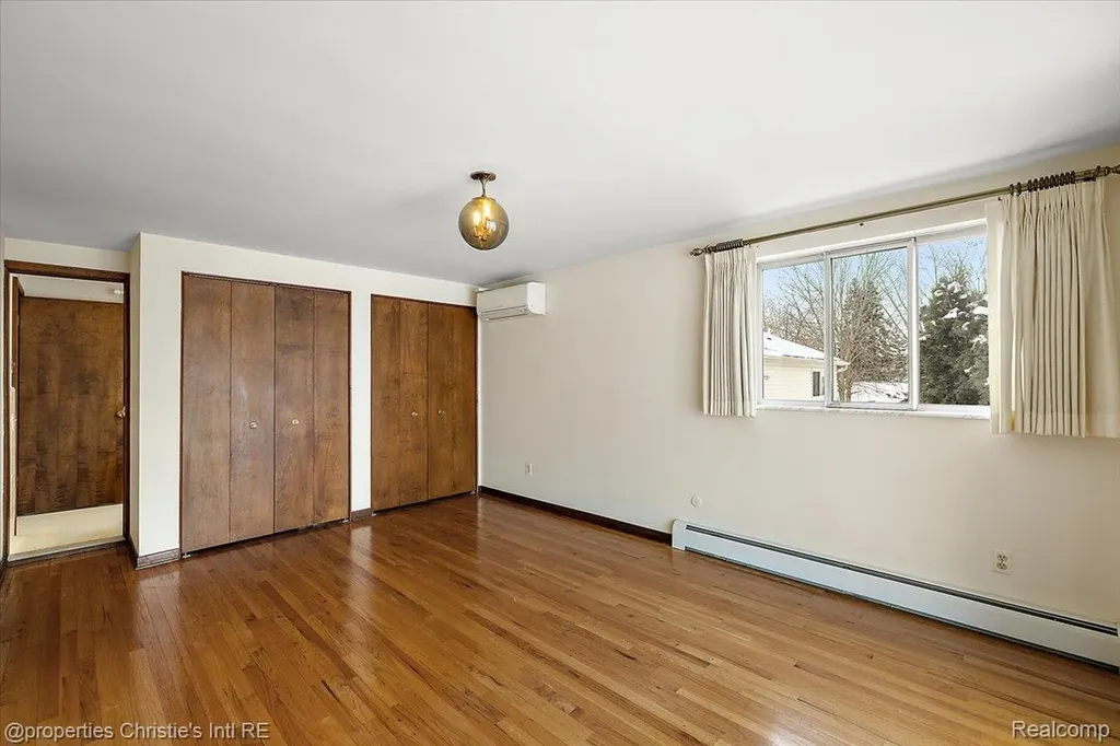 39375 E Archer Drive Harrison Charter Township MI 48045