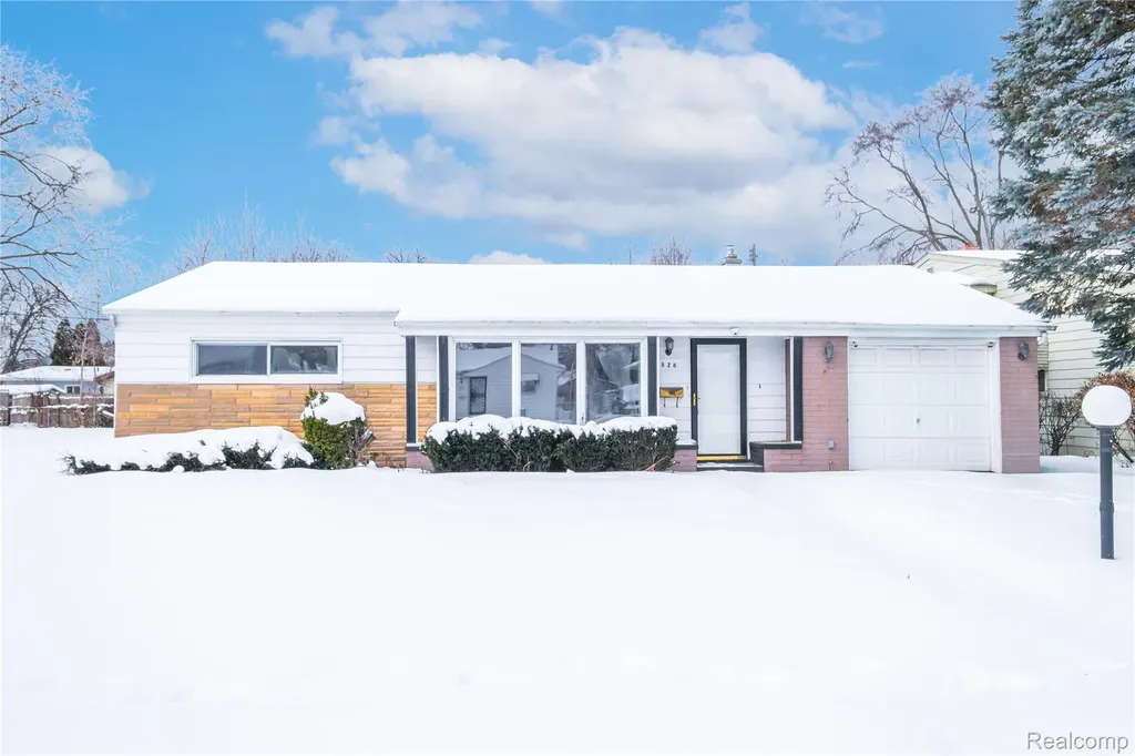 1828 Tebo Street Flint City MI 48503