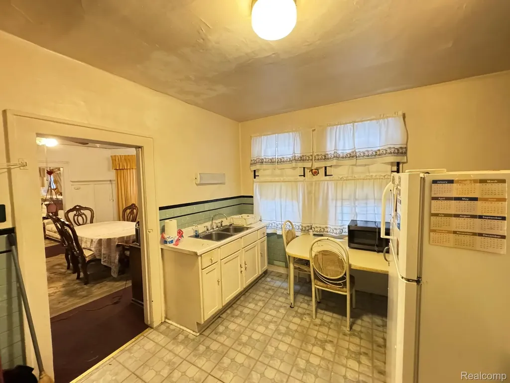 907/909 W Euclid Street Detroit City MI 48202