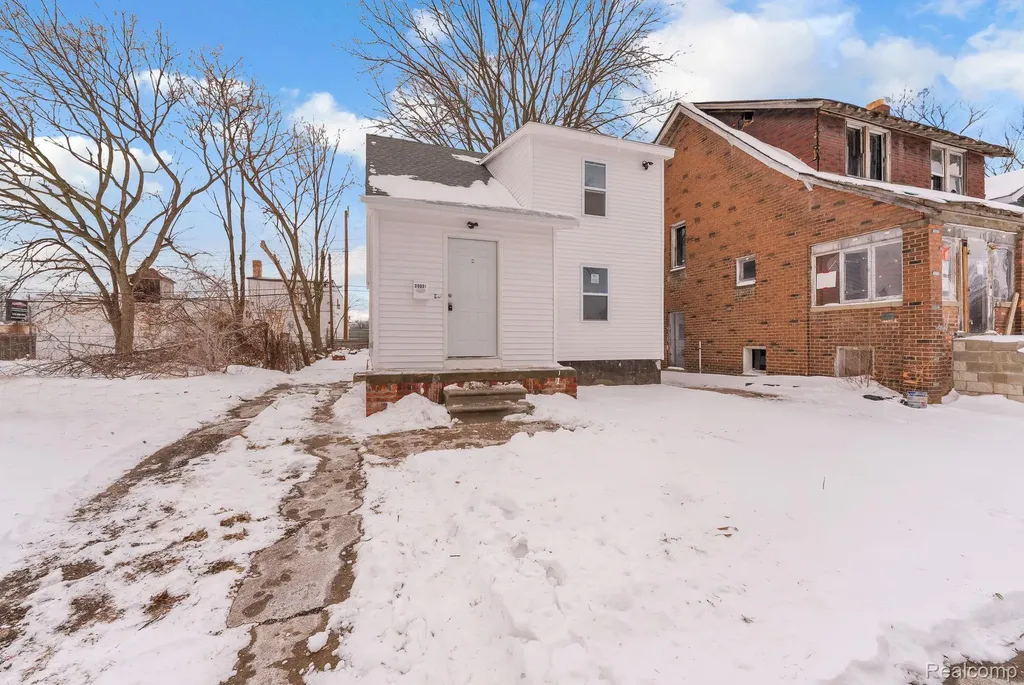 20035 Coventry Street Highland Park City MI 48203