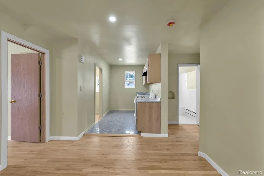 20035 Coventry Street Highland Park City MI 48203